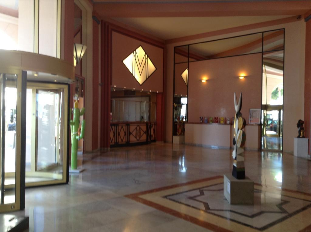 Cannes, Croisette, Palais Miramar Oda fotoğraf